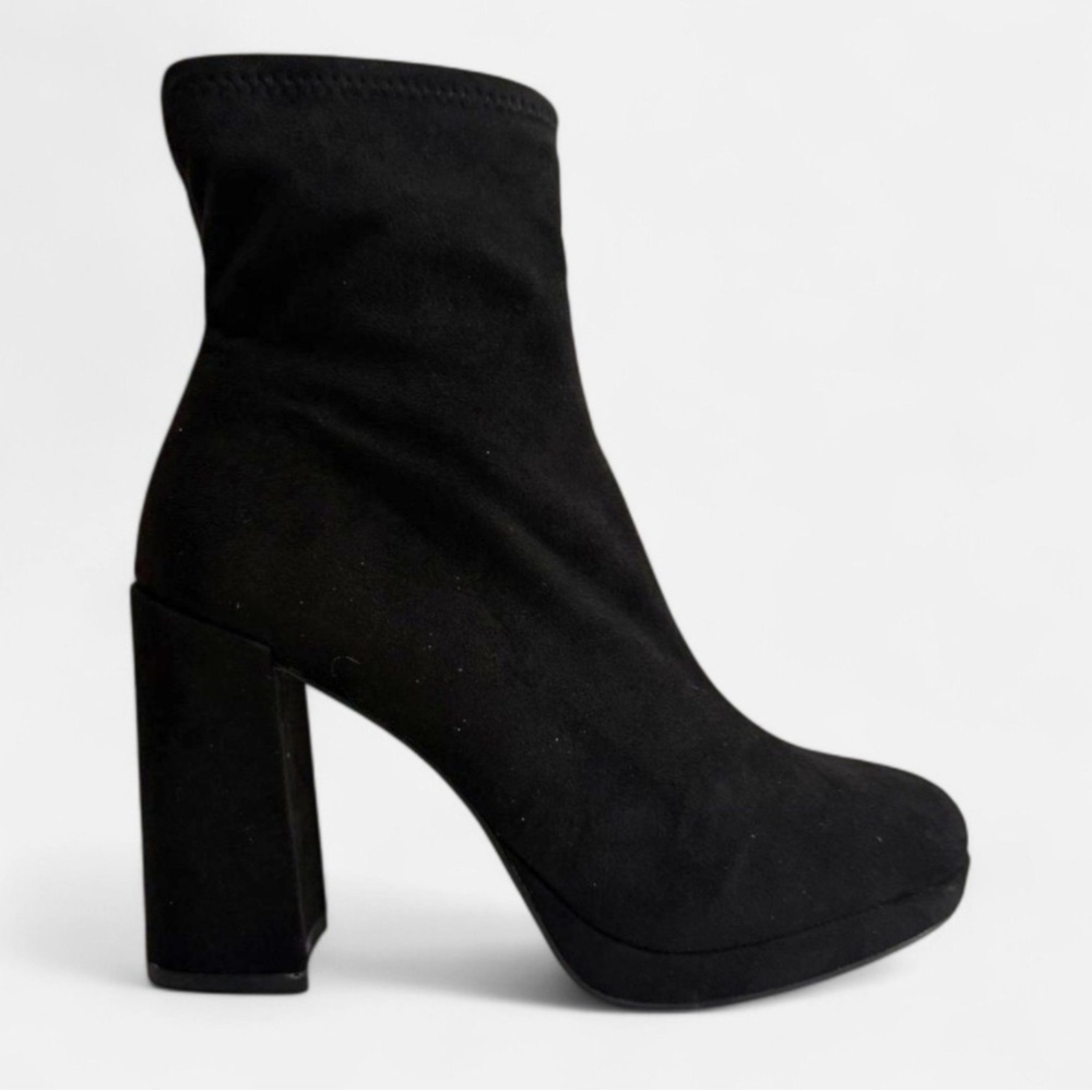 Steve Madden Boots NIB size 9 - Picture 2 of 8